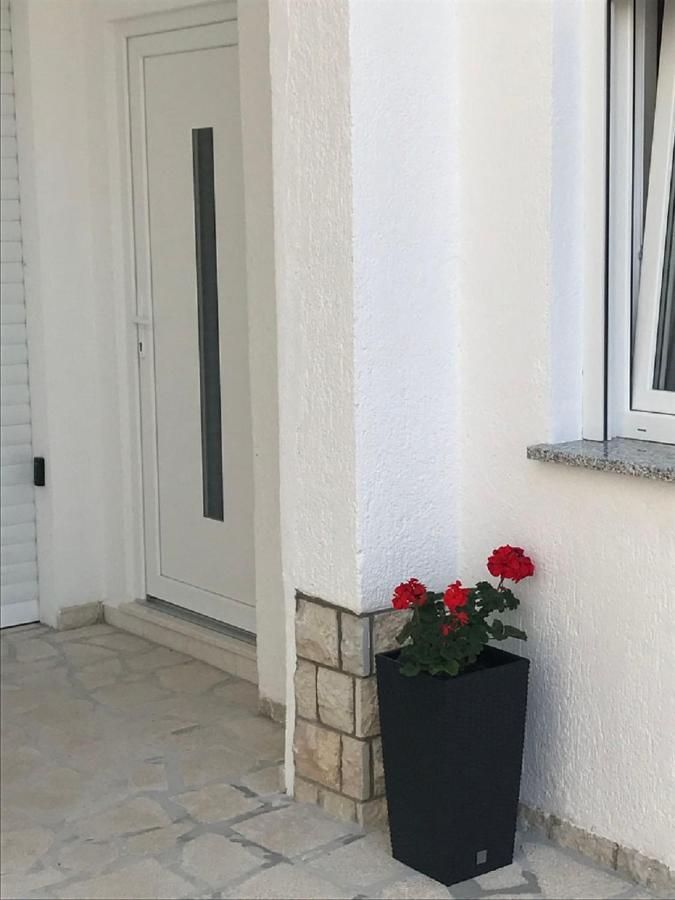 דראמליי Apartman Irena 2 מראה חיצוני תמונה